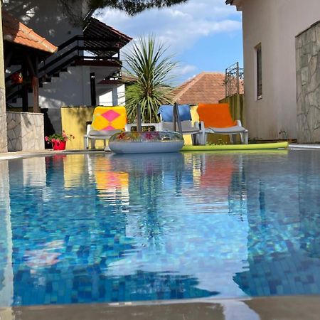 Apartments Villa-G Lustica Тиват Экстерьер фото