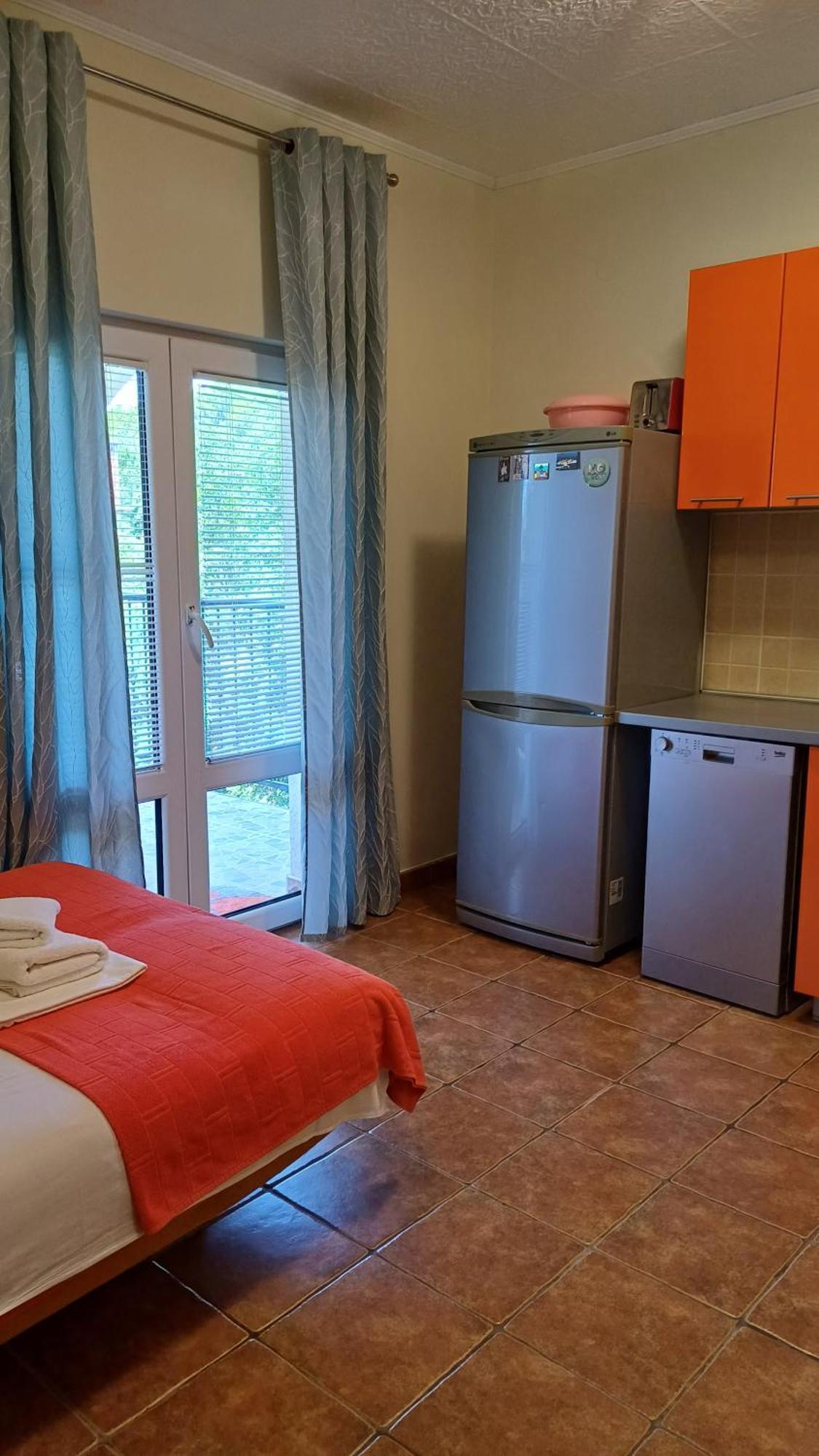 Apartments Villa-G Lustica Тиват Экстерьер фото