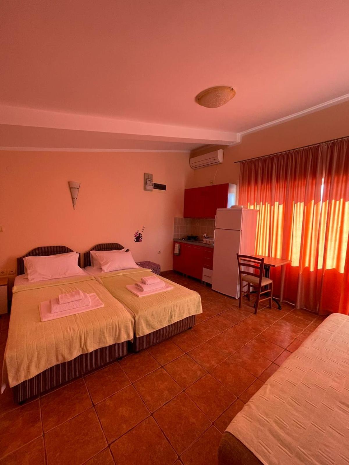 Apartments Villa-G Lustica Тиват Экстерьер фото