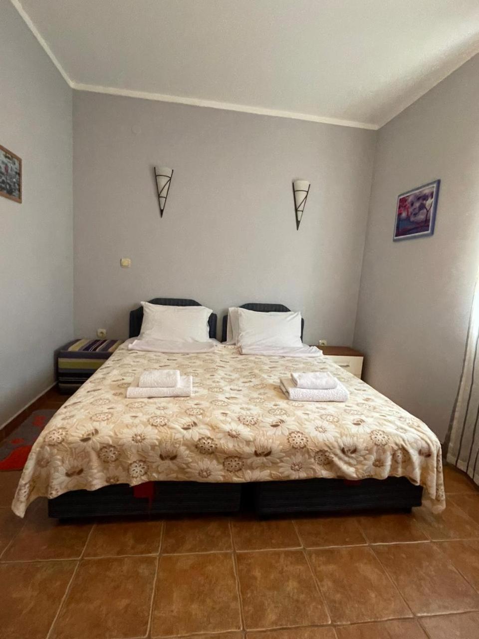 Apartments Villa-G Lustica Тиват Экстерьер фото