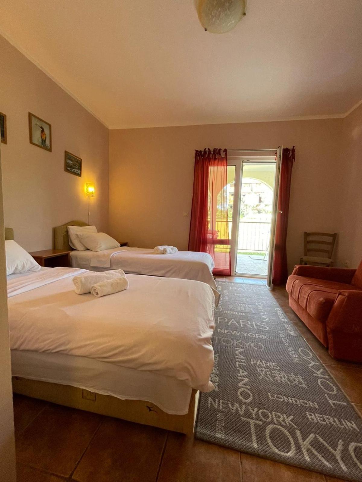 Apartments Villa-G Lustica Тиват Экстерьер фото