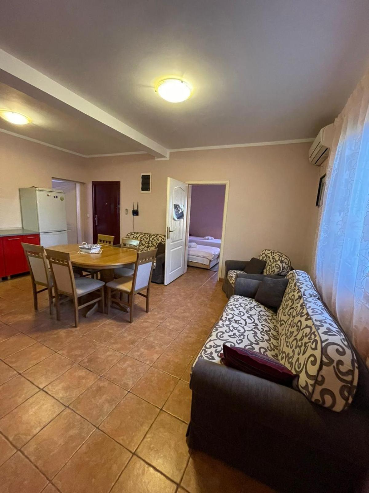 Apartments Villa-G Lustica Тиват Экстерьер фото