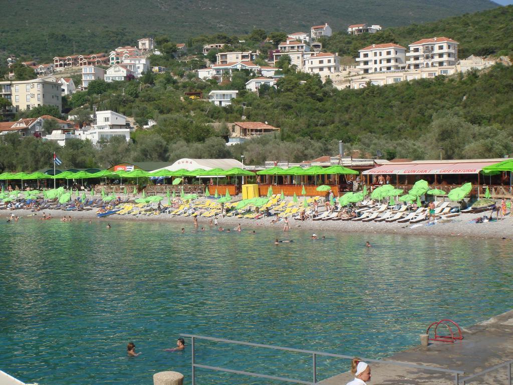 Apartments Villa-G Lustica Тиват Экстерьер фото